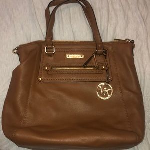 Steve Madden tote bag with removable strap!